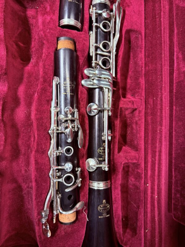 Buffet R13 A Clarinet #563xxx (Nickel) - Image 4