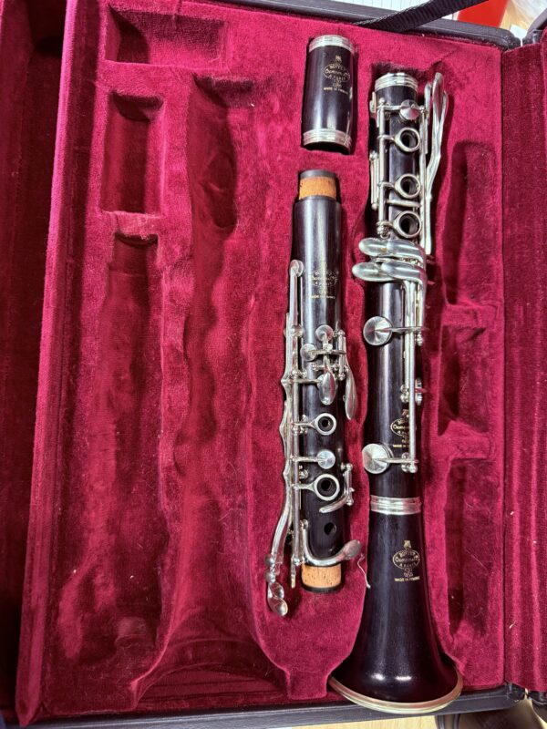Buffet R13 A Clarinet #563xxx (Nickel) - Image 5