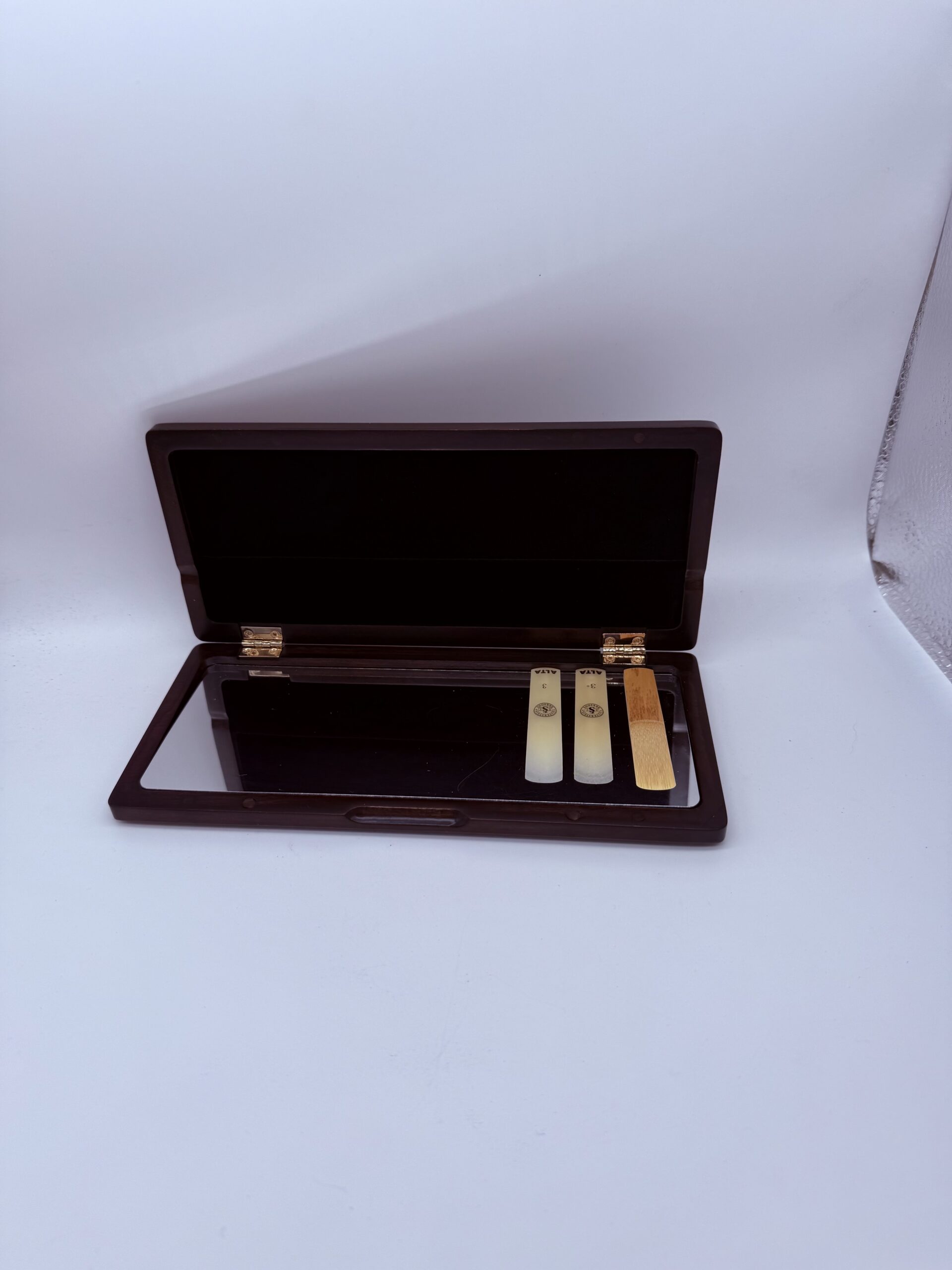 Copeland Custom Wood Reed Case (Walnut) - Image 8